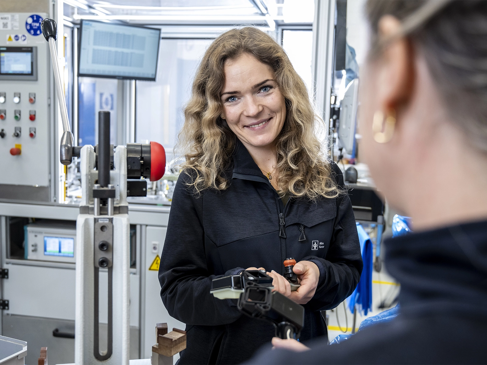 Pöppelmann-Mitarbeiter in der Produktion