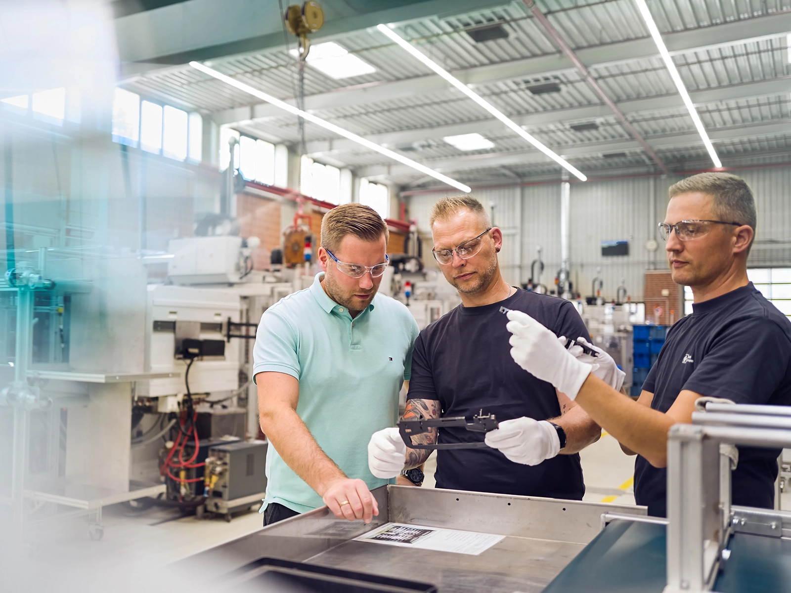 Pöppelmann-Mitarbeiter in der Produktion